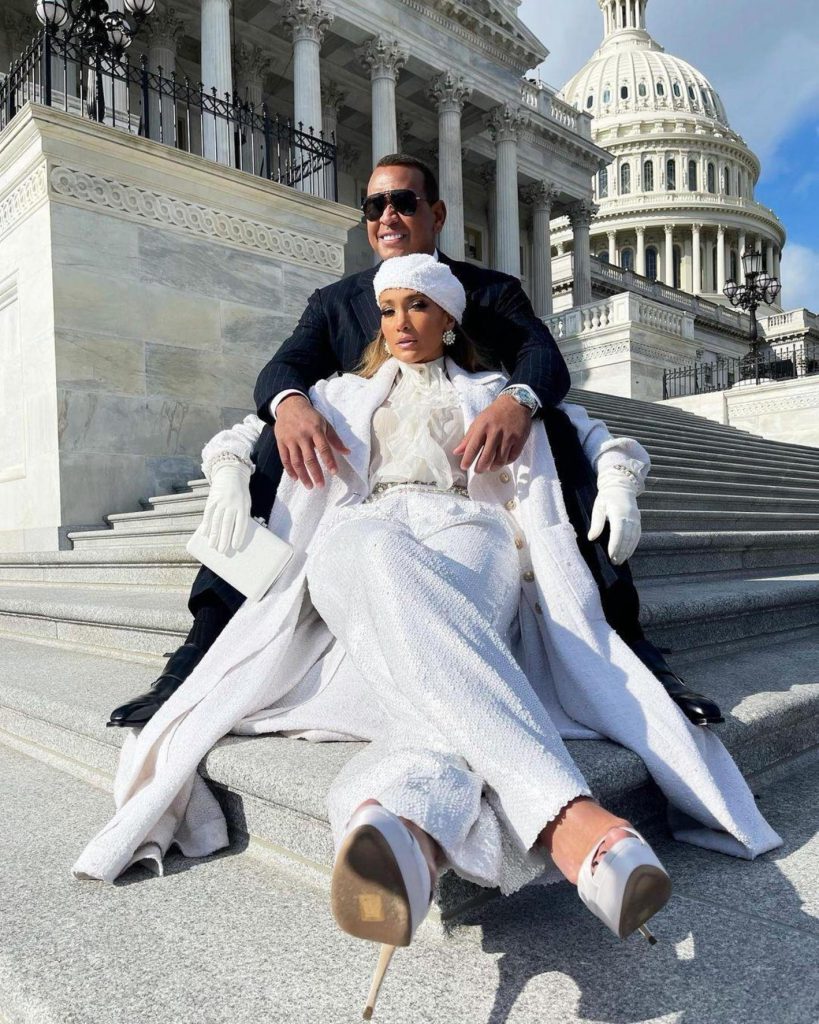 Jennifer Lopez: O apariție simbolică, demnă de paginile istoriei Americii 