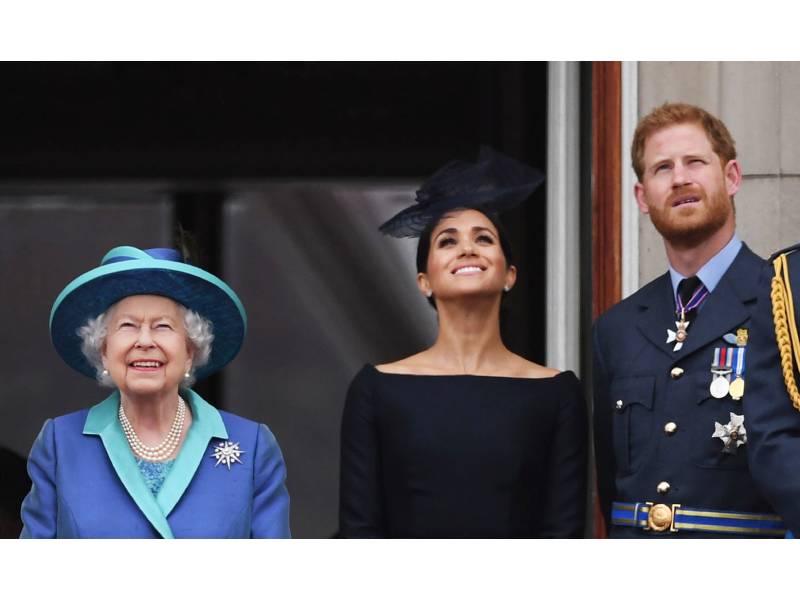 regina meghan harry