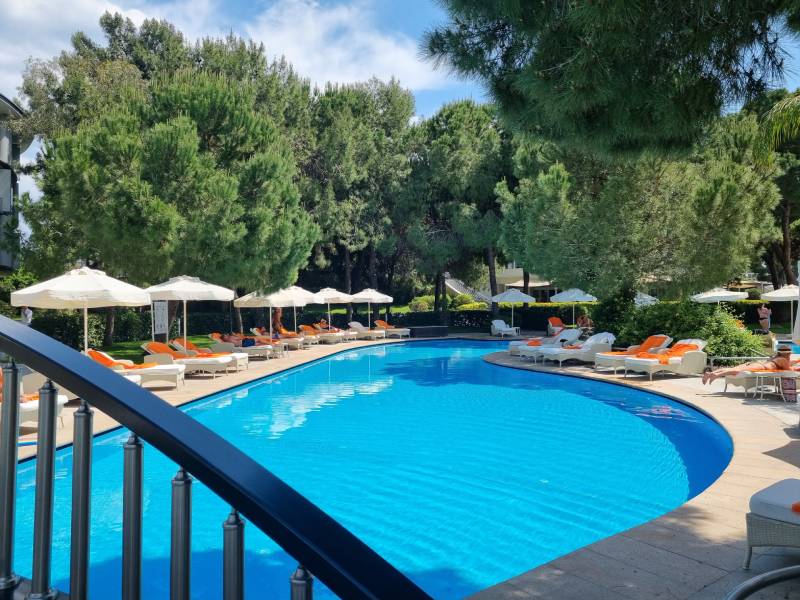 calista luxury resort