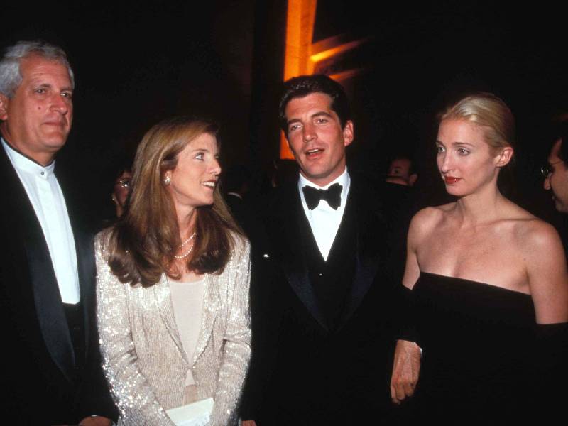 Carolyn Bessette și John F. Kennedy Jr.