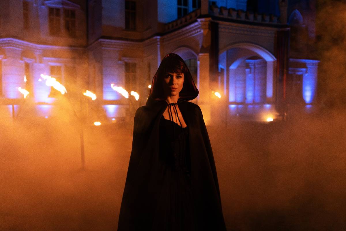 ana ularu tradatorii