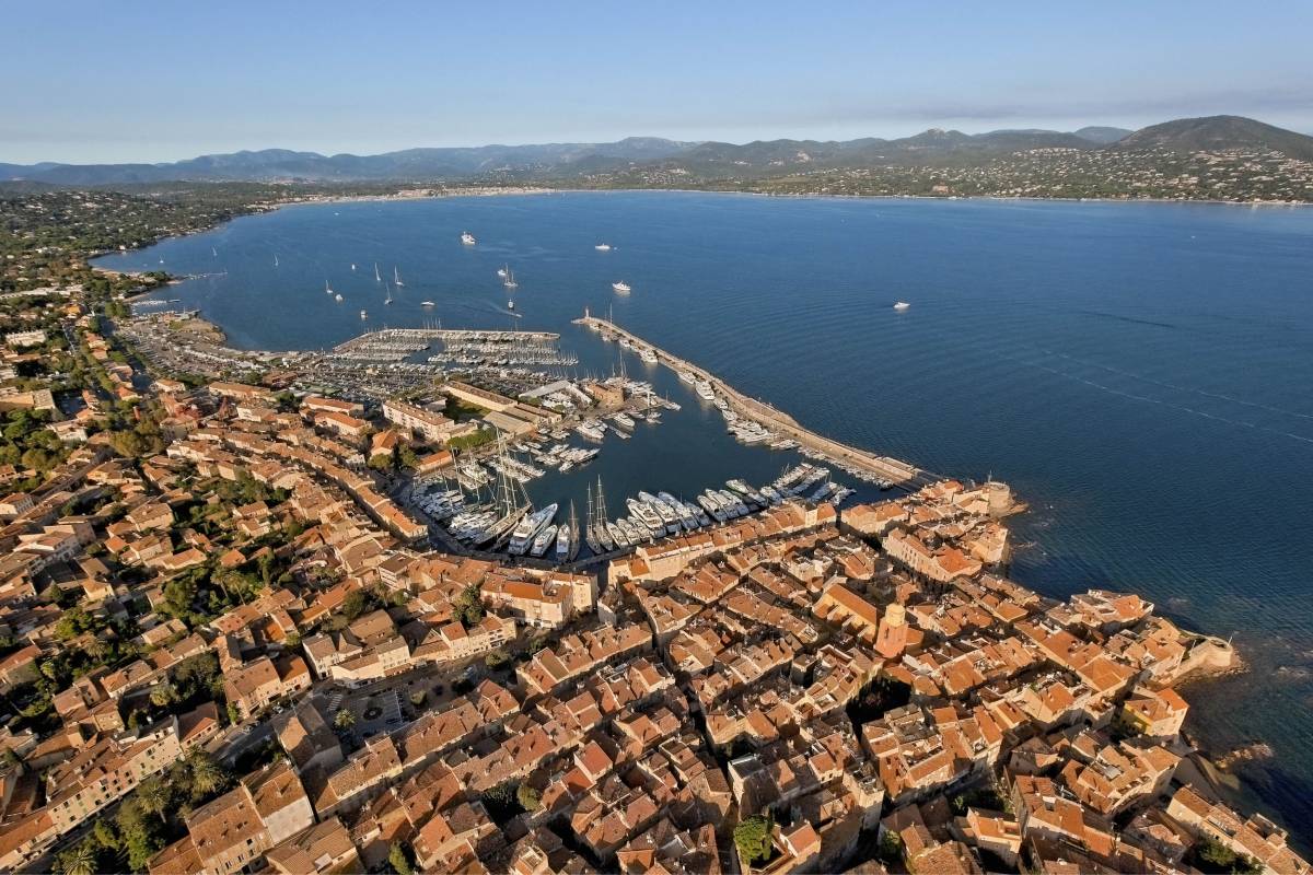 Proiect nou (30) Proiect nou (30)
