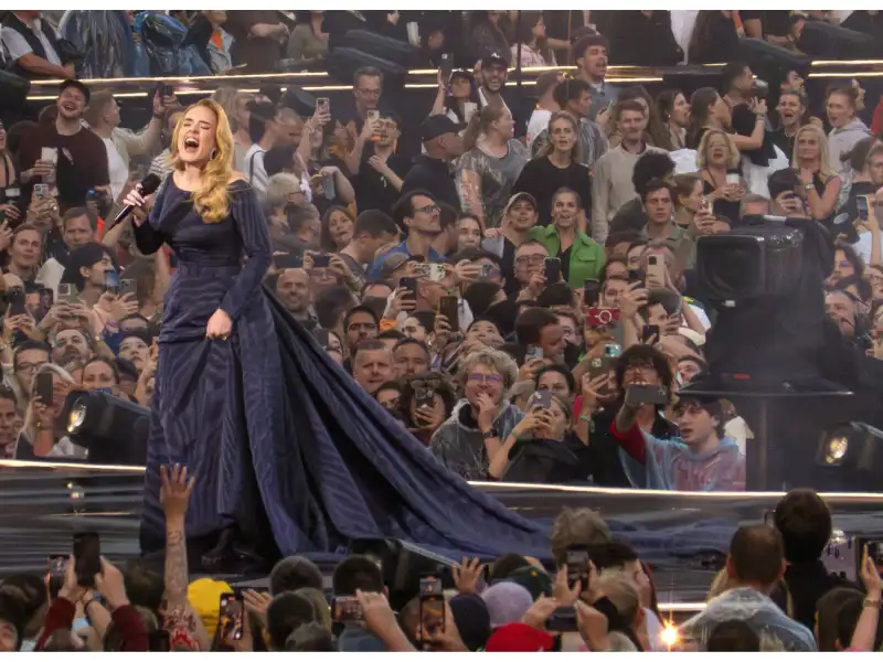 adele