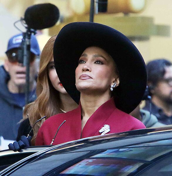 Jennifer Lopez "The Last Mrs Parrish" (Netflix) New York