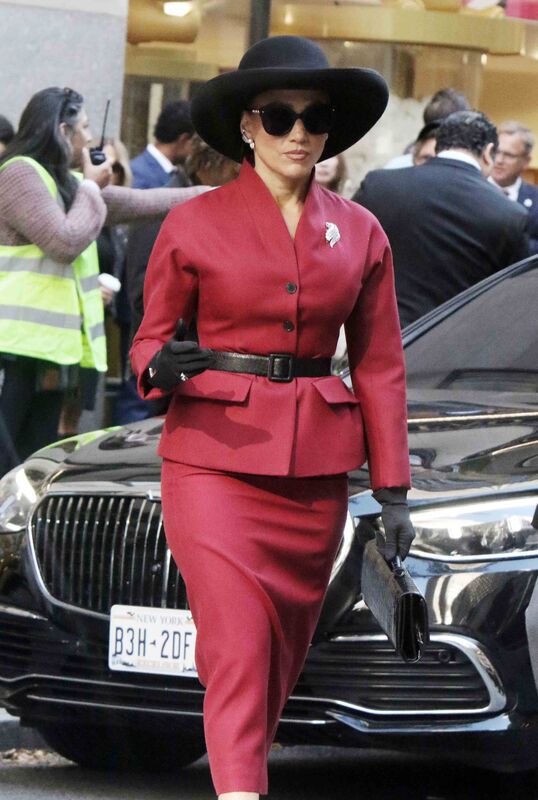 Jennifer Lopez "The Last Mrs Parrish" (Netflix) New York