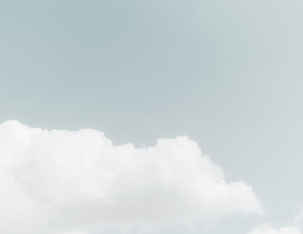 pantone cloud dancer