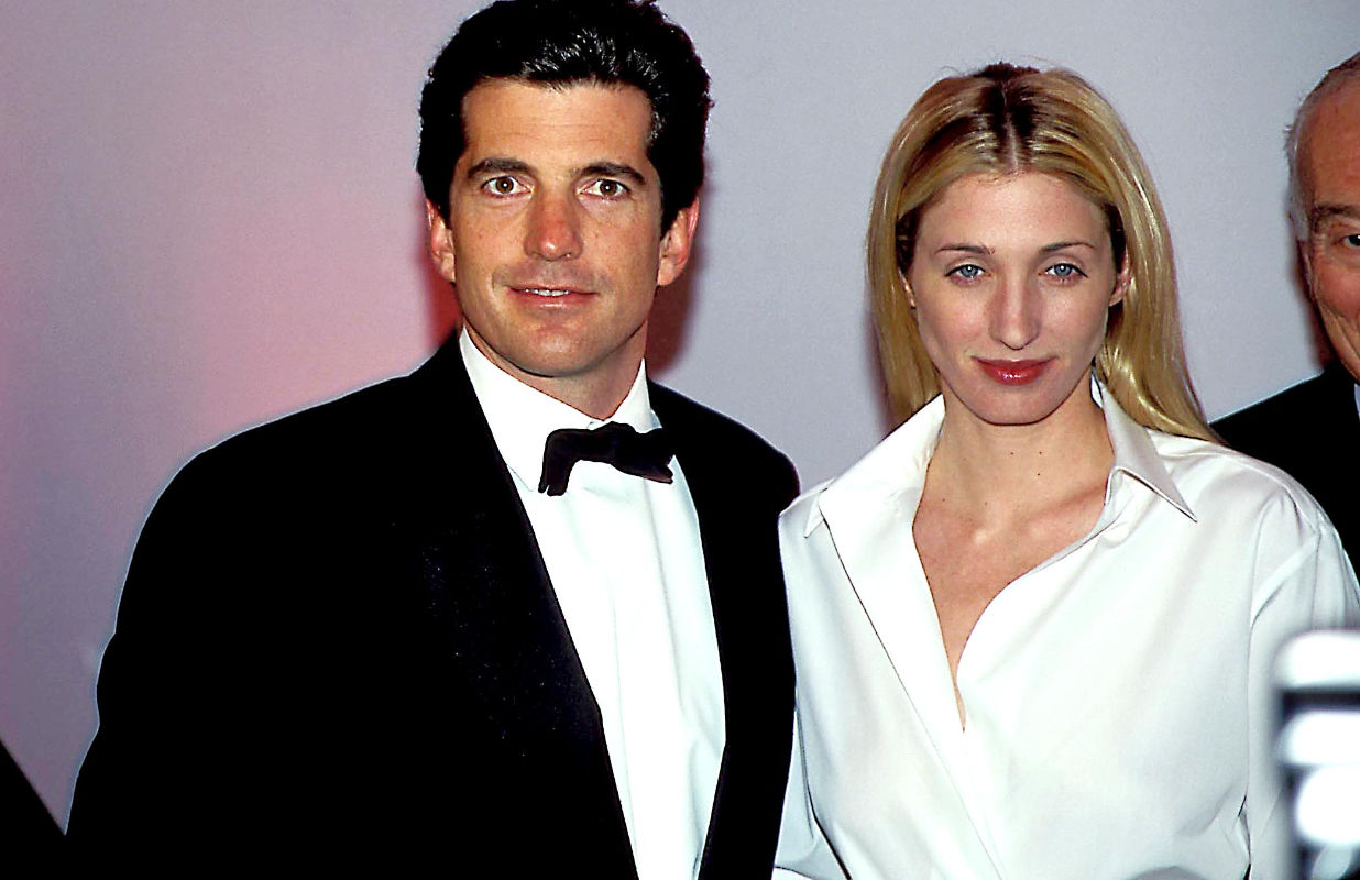Love Story: John F. Kennedy Jr. & Carolyn Bessette